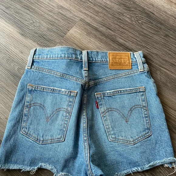 Levi's Light Blue Denim Ribcage Shorts - Picture 2 of 4